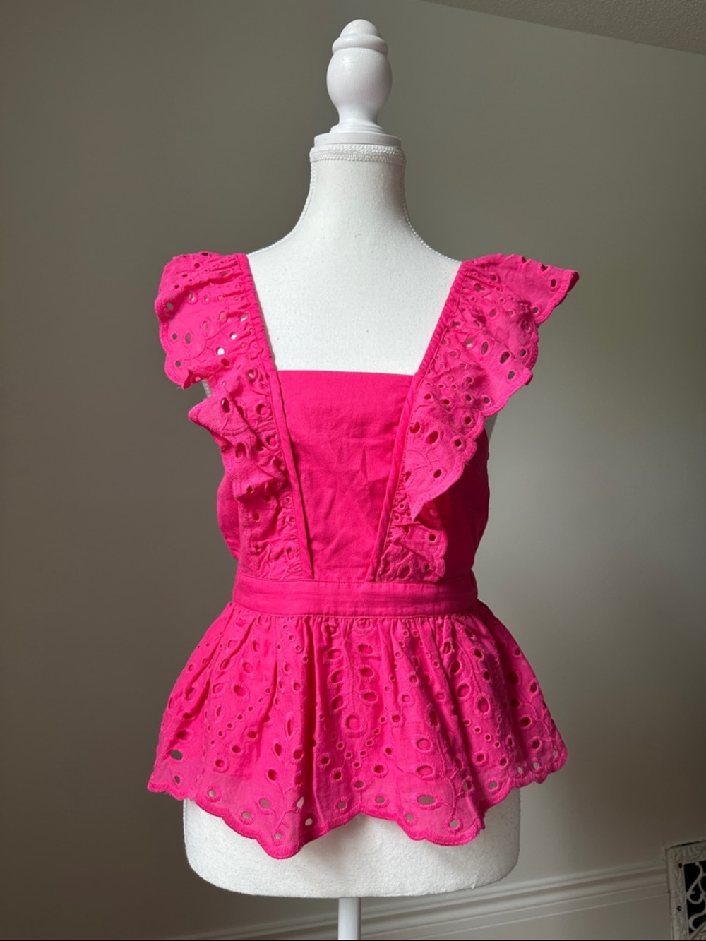 NWT BANANA REPUBLIC Hot Pink Preppy Peplum Eyelet Ruffle Tank Top Size XXS